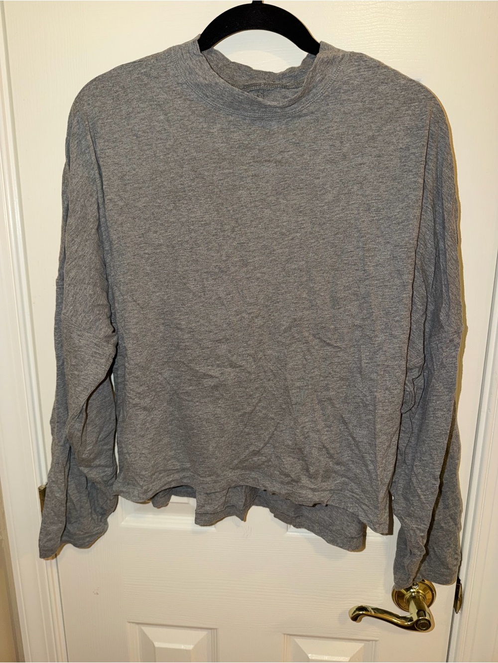 Long-Sleeve Crewneck Shirt - Gray